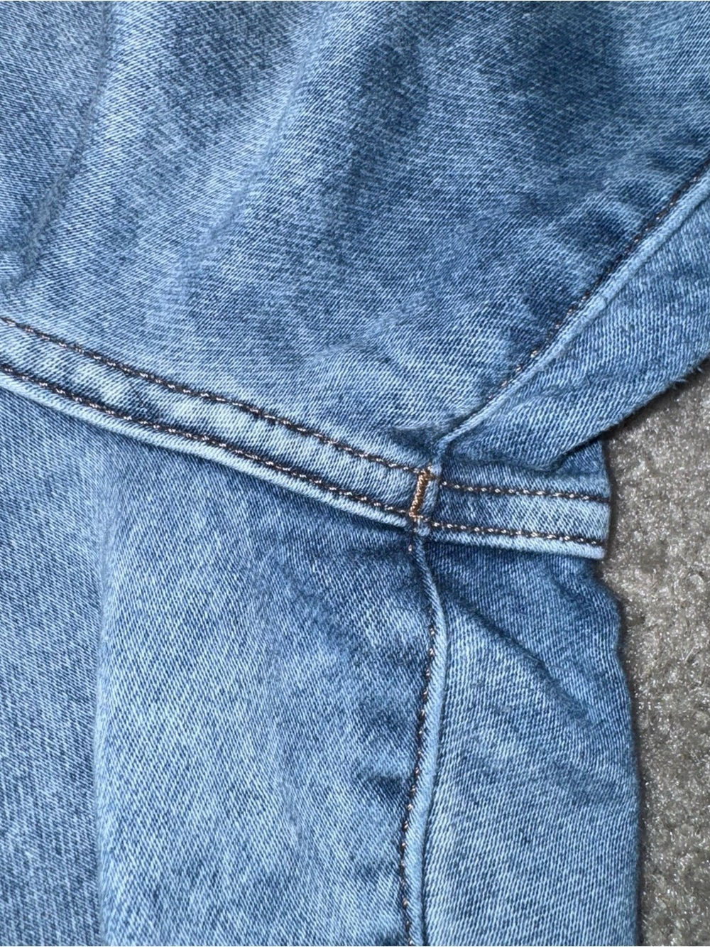 Express high rise skinny acid wash jeans; button fly size 12R - Picture 11 of 11
